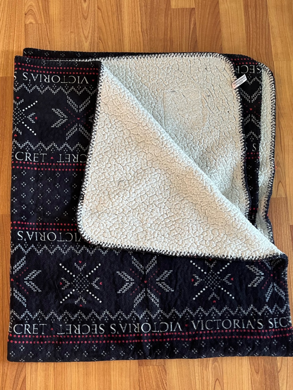 Victoria's Secret Black Patterned Reversible Sherpa Throw